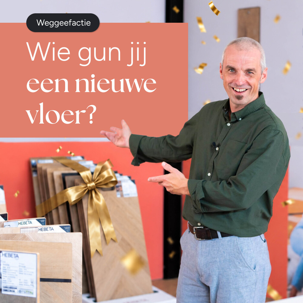 Martin van Hebeta bij een ingepakte PVC-vloer: wie gun jij een nieuwe vloer?